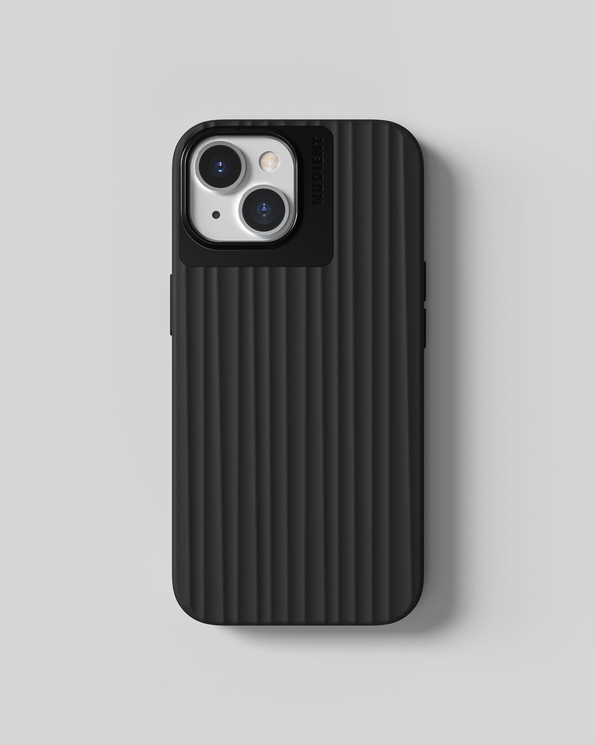 Bold Case MagSafe - Charcoal Black - iPhone 15 – NUDIENT