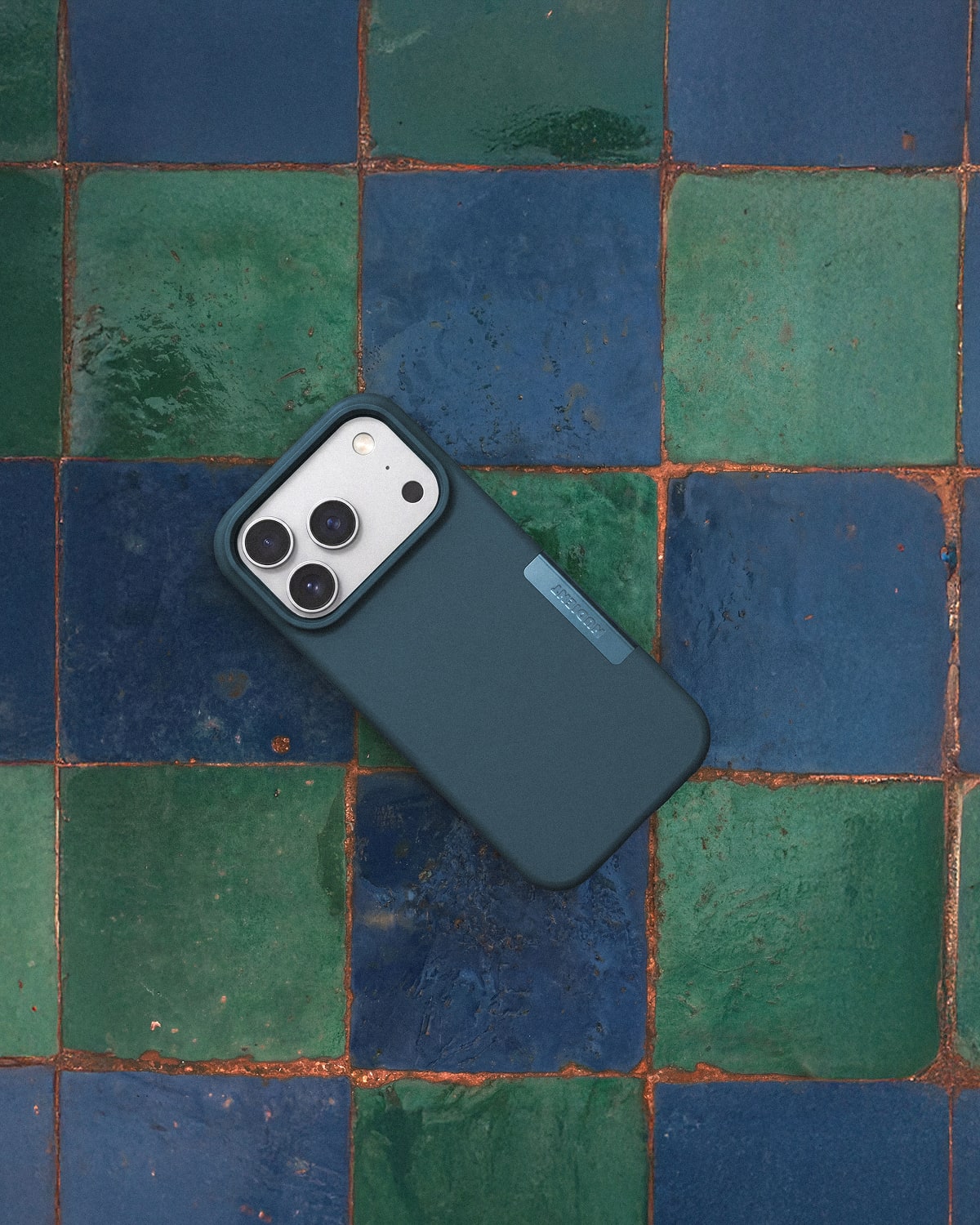 Thin Case - Teal - iPhone 17 Pro – NUDIENT