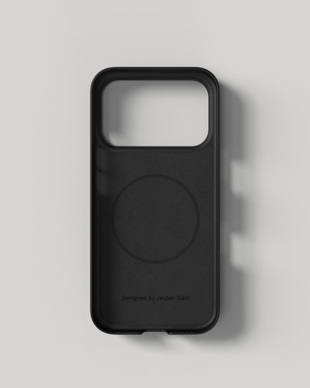 Thin Case MagSafe - Ink Black - iPhone 17 Pro – NUDIENT