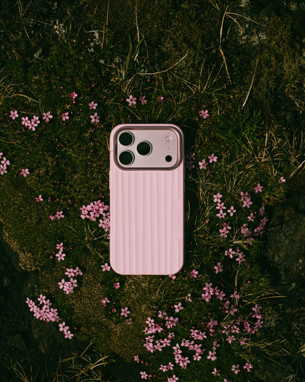 iPhone 15 Pro cases – NUDIENT