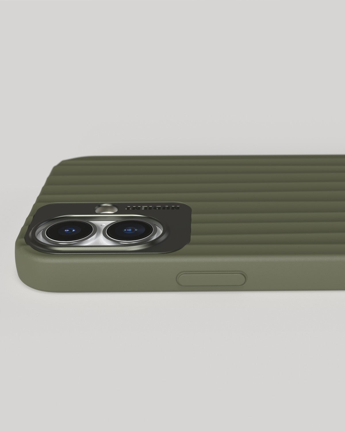 Bold Case - iPhone 16 Plus - Linen Beige & Olive Green – NUDIENT