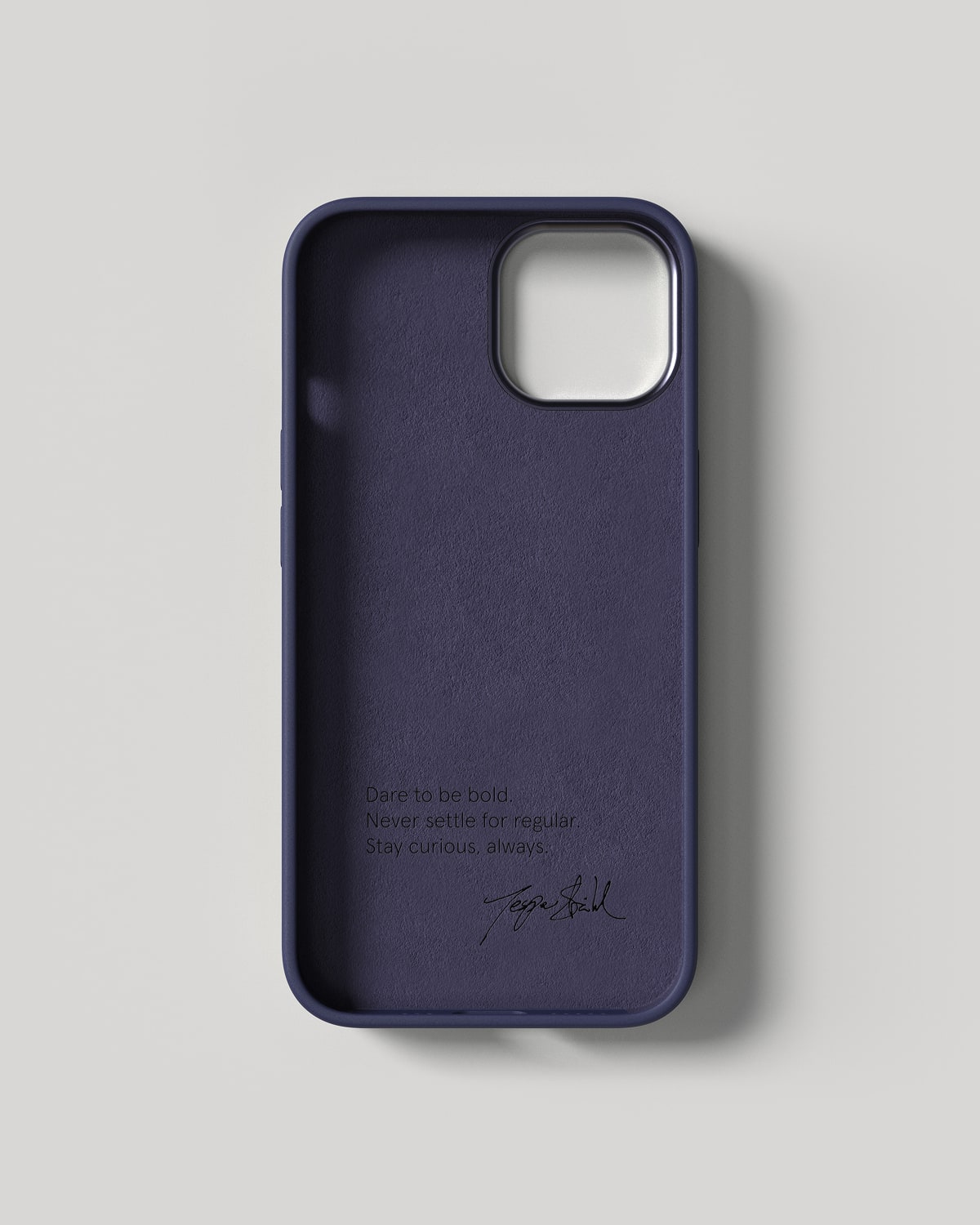 Bold Case - Baltic Blue - iPhone 14 – NUDIENT