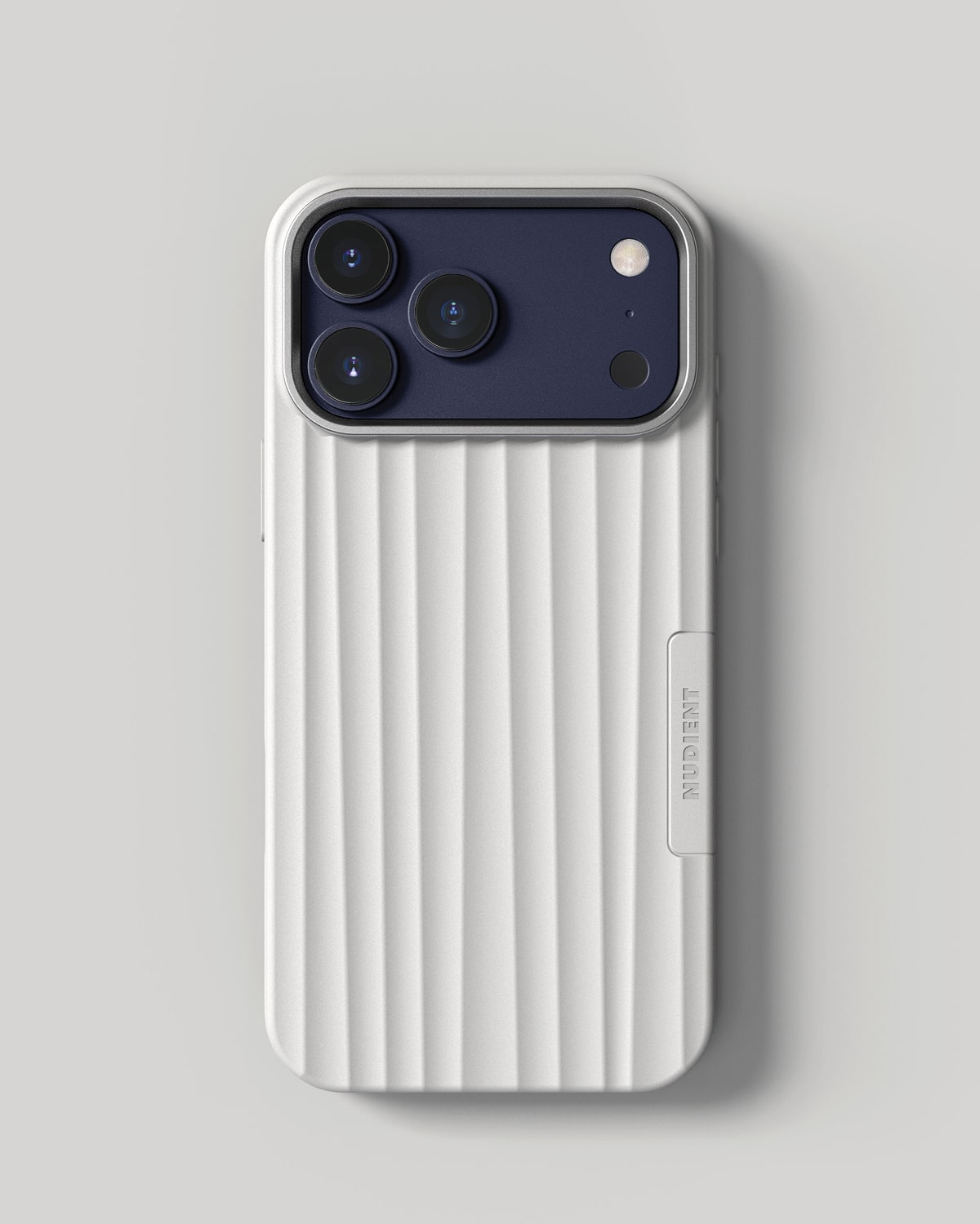 Bold Case MagSafe - Chalk White - iPhone 17 Pro Max – NUDIENT