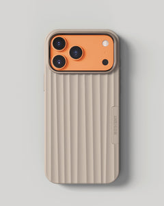 Bold Case - iPhone 17 Pro Max - MagSafe - Linen Beige | Mobile phone Case accessories from NUDIENT Bold Case - iPhone 17 Pro Max - MagSafe - Linen Beige | Mobile phone Case accessories from NUDIENT