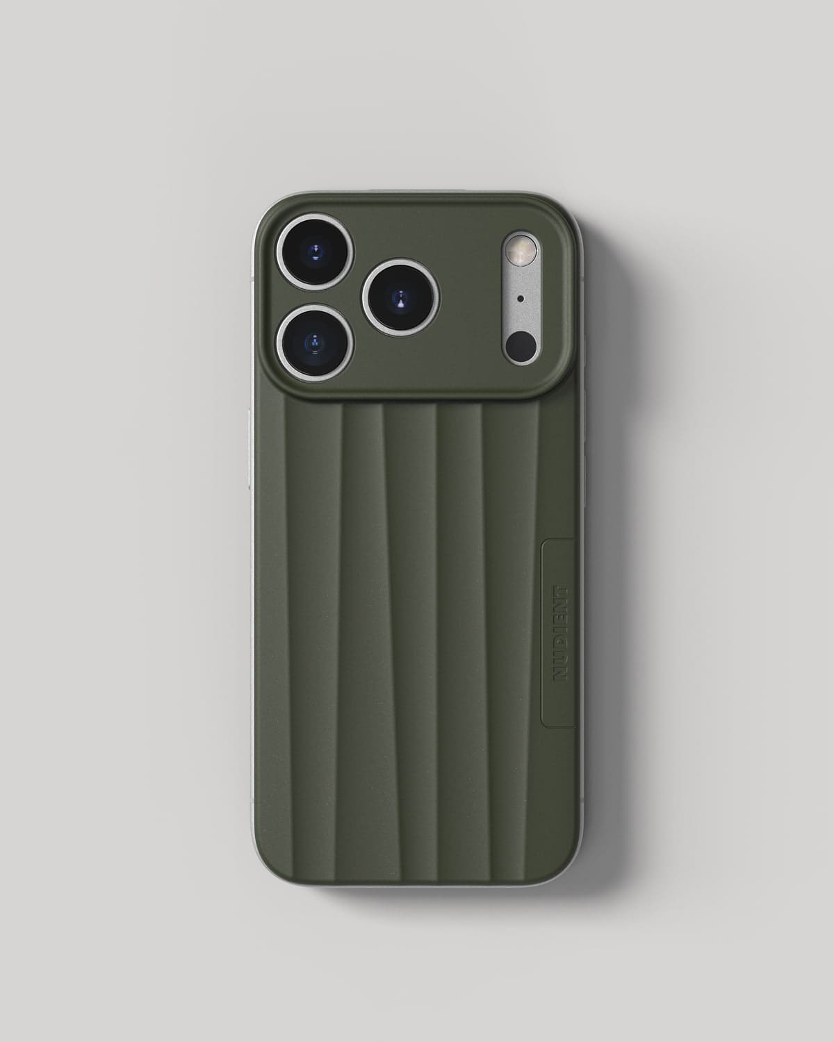 Slice Case MagSafe - Pine Green - iPhone 17 Pro – NUDIENT